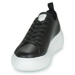 Chaussures Femme Baskets basses Armani Exchange XCC64-XDX043 Noir -Baskets mode Soldes 17674398 500 C
