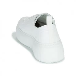 Chaussures Femme Baskets basses Armani Exchange XCC64-XDX043 Blanc -Baskets mode Soldes 17674399 500 E