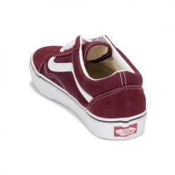 Chaussures Baskets basses Vans OLD SKOOL Bordeaux 9 Chaussures Baskets basses Vans OLD SKOOL Bordeaux -Baskets mode Soldes 17687495 500 E