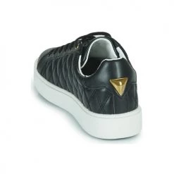 Chaussures Femme Baskets basses Guess MELANIE Noir -Baskets mode Soldes 22418823 500 E