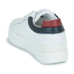 Chaussures Femme Baskets basses Tommy Hilfiger Th Feminine Leather Sneaker Blanc -Baskets mode Soldes 22555444 500 E