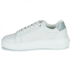 Chaussures Femme Baskets basses Calvin Klein Jeans CHUNKY CUPSOLE LACEUP LOW ESS M Blanc -Baskets mode Soldes 22584731 500 D