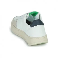 Chaussures Baskets basses Kickers KICK ALLOW Blanc / Marine 9 Chaussures Baskets basses Kickers KICK ALLOW Blanc / Marine -Baskets mode Soldes 22587855 500 E