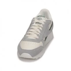 Chaussures Baskets basses Reebok Classic CLASSIC LEATHER Beige / Bleu -Baskets mode Soldes 22753031 500 C