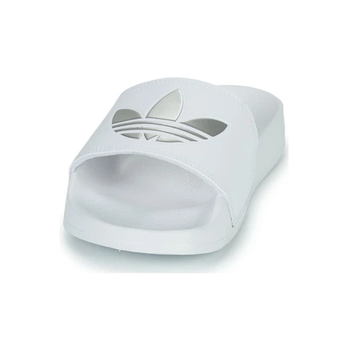 Chaussures Femme Baskets basses adidas Originals ADILETTE LITE W Blanc 3 Chaussures Femme Baskets basses adidas Originals ADILETTE LITE W Blanc – Image 3