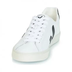 Chaussures Baskets basses Veja ESPLAR LOW LOGO Blanc / Noir 7 Chaussures Baskets basses Veja ESPLAR LOW LOGO Blanc / Noir -Baskets mode Soldes 4417861 500 C