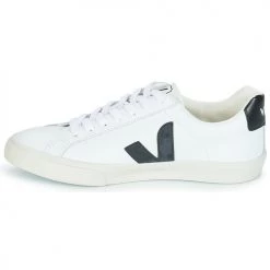 Chaussures Baskets basses Veja ESPLAR LOW LOGO Blanc / Noir 8 Chaussures Baskets basses Veja ESPLAR LOW LOGO Blanc / Noir -Baskets mode Soldes 4417861 500 D