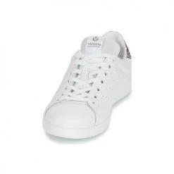 Chaussures Femme Baskets basses Victoria TENIS GLITTER Blanc / Gris 7 Chaussures Femme Baskets basses Victoria TENIS GLITTER Blanc / Gris -Baskets mode Soldes 5946831 500 C