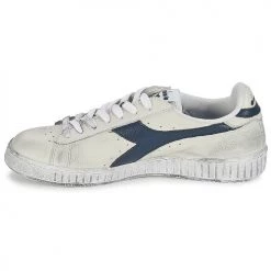 Chaussures Baskets basses Diadora GAME L LOW WAXED Blanc / Bleu -Baskets mode Soldes 647044 500 D