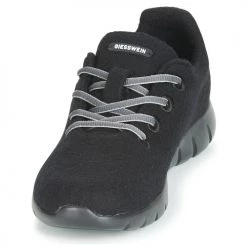 Chaussures Femme Baskets basses Giesswein MERINO RUNNERS Noir 7 Chaussures Femme Baskets basses Giesswein MERINO RUNNERS Noir -Baskets mode Soldes 8090992 500 C